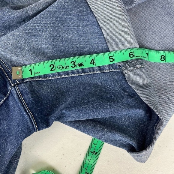 New Democracy Plus Size "Ab"solution Cuffed Shorts size 24W - Picture 9 of 13